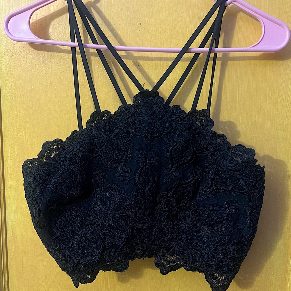 Black lace/ criss-cross strap cropped top